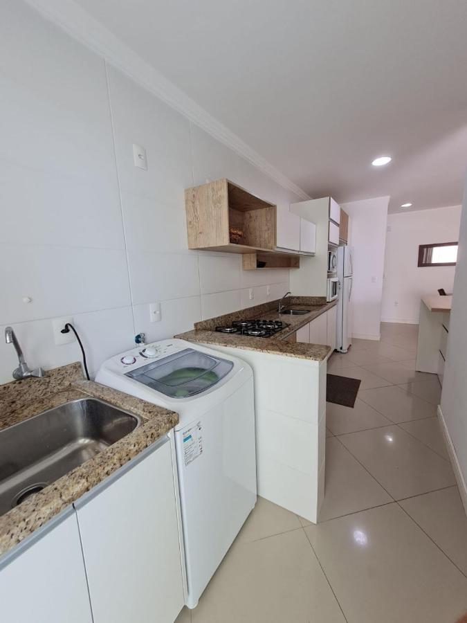 Amplo E Aconchegante Com 3 Quartos A 50m Da De Bombas Apartment